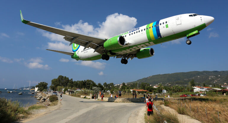 Transavia_Airlines_Boeing_737-800_being_welcomed_at_Skiathos_by_planespotters